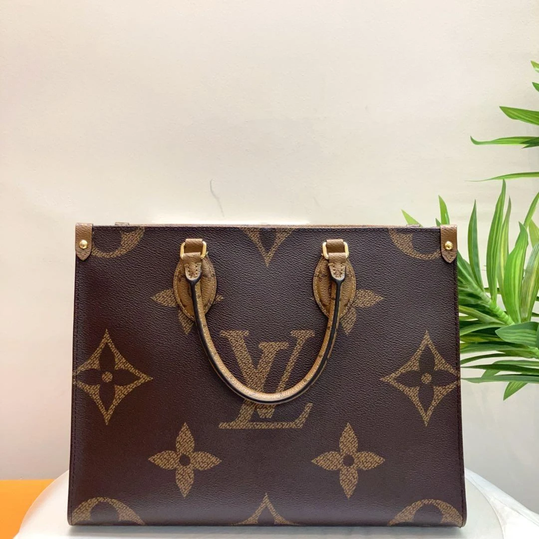 95新 LouisVuitton/路易威登 onthego中号芯片单肩包.27219071