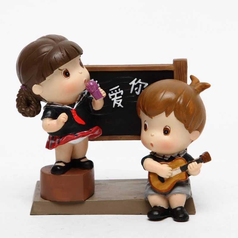 爱慕款小男孩女孩创意桌面摆件gz