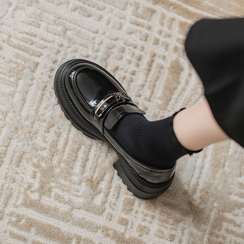 2025年新款乐福鞋春秋黑色英伦风搭配小皮鞋韩版厚底学院单鞋女