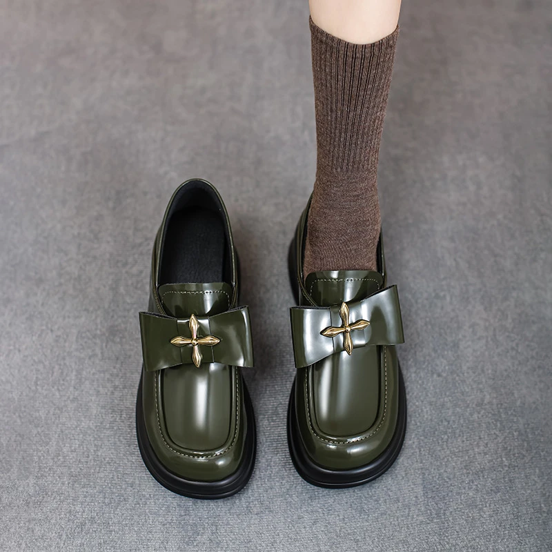 2025秋新款商场同款学院风漆皮乐福鞋黑色内增高厚底女单鞋小皮鞋