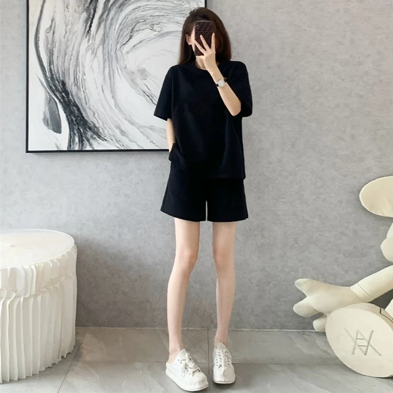 休闲运动套装女夏季短袖T恤阔腿短裤宽松透气大码圆领时尚两件套