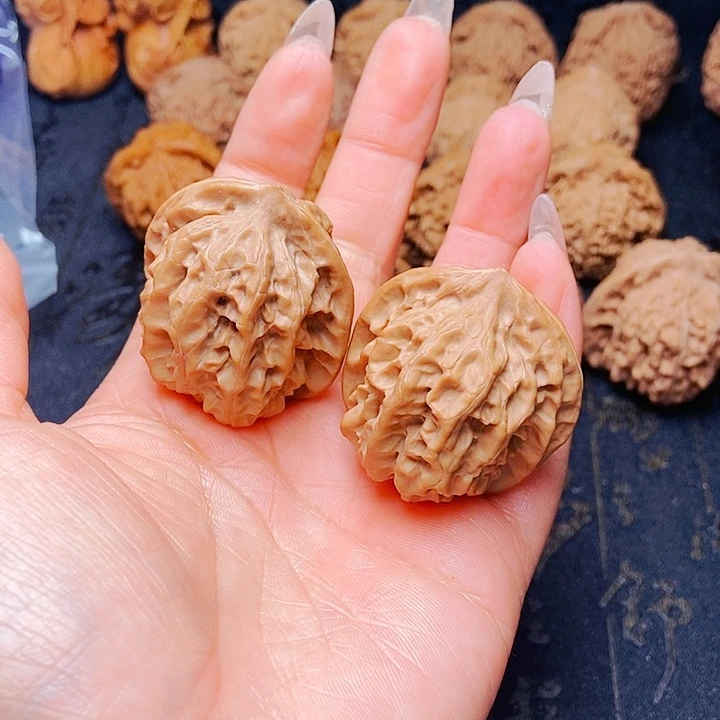 磐石文玩核桃三七