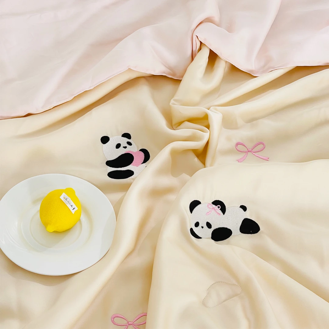 抱抱小熊猫夏凉被空调被 60支兰精天丝刺绣凉感可水洗机洗空调被