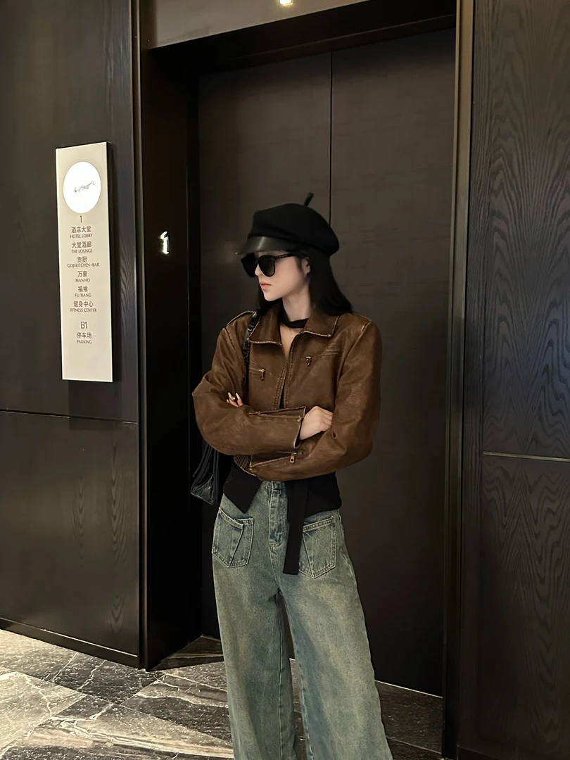 2023 新款朋克冷酷西装外套女黑色女装设计感小众夹克皮衣2822