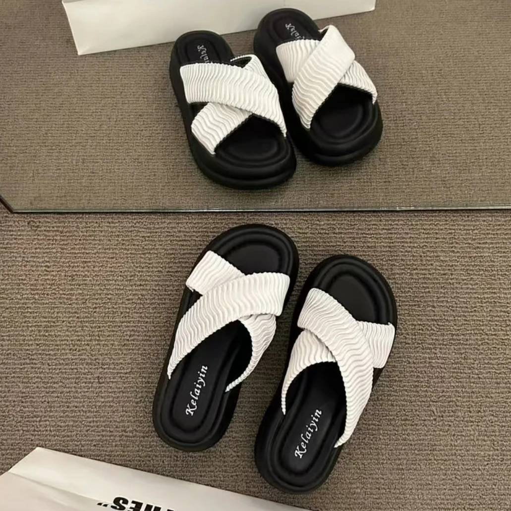 【三哥专属 】厚底踩屎感交叉网红凉拖鞋女超火拖鞋外穿时尚沙滩鞋