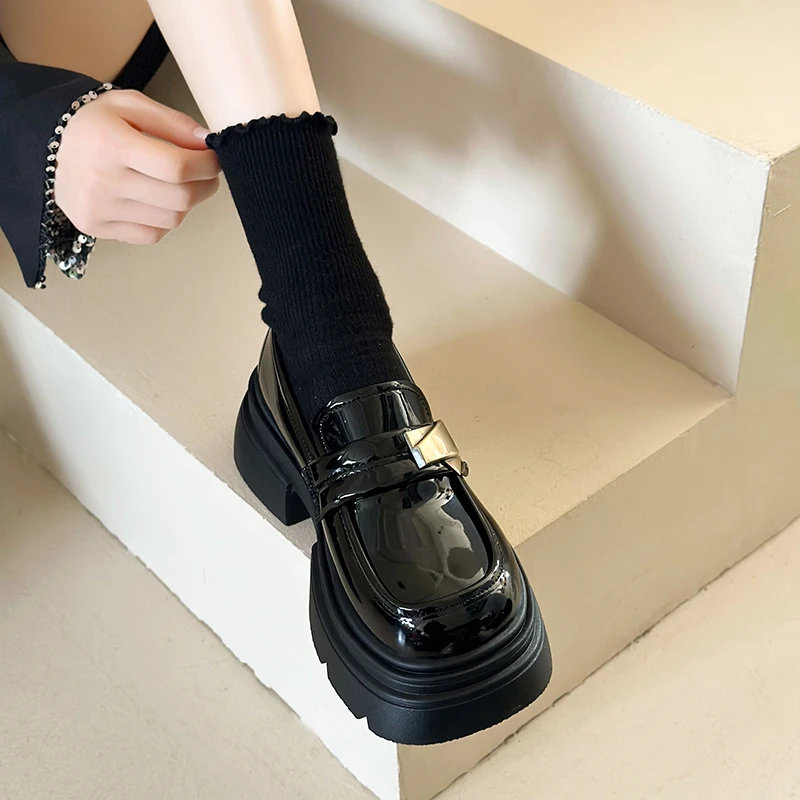 黑色厚底英伦风小皮鞋女2025春季新款复古百搭一脚蹬乐福鞋玛丽珍