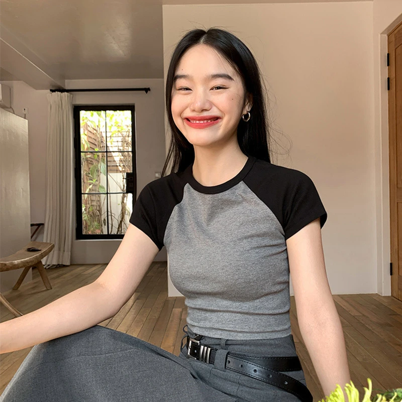 2024年新款短款撞色插肩t恤女春夏设计感百搭修身可外穿短袖