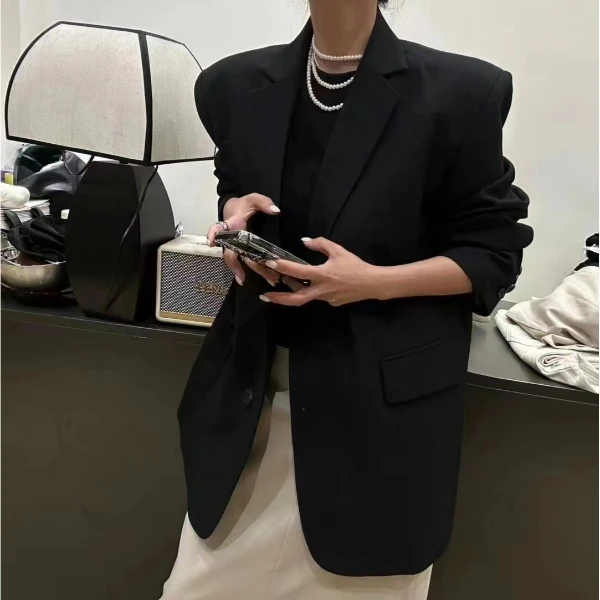 8806 黑色袖扣西服外套