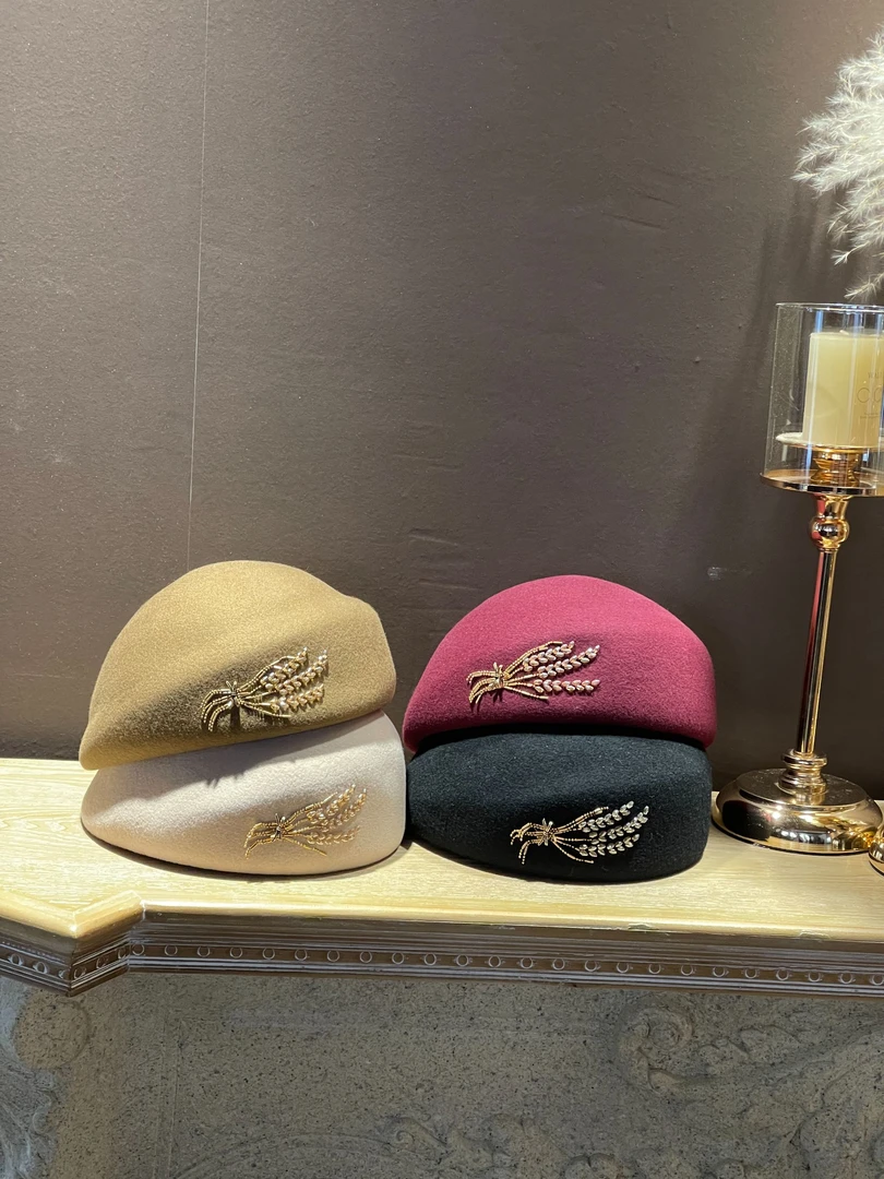 羊毛保暖显脸小遮白发2025秋冬新款女士时尚贝雷帽子百搭毛呢爆款