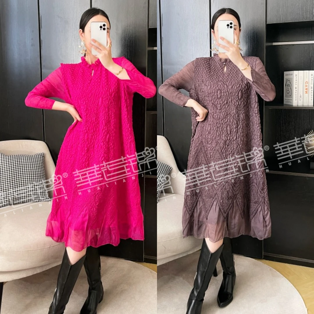 【云裳】秋冬新款重工刺绣褶皱衣服大码高贵气质出游穿搭女装连衣裙
