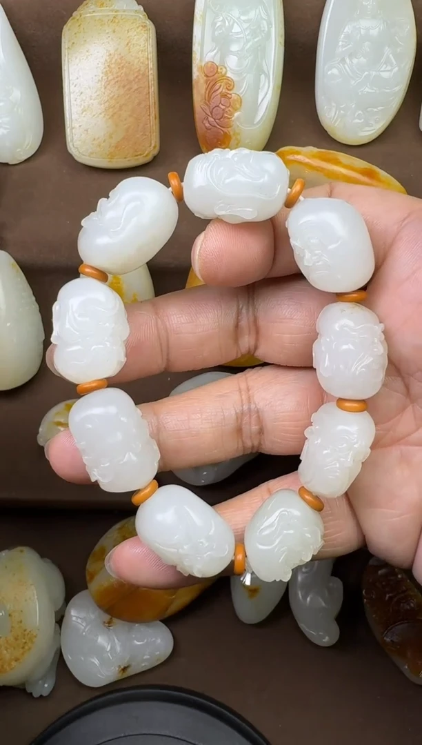 【闪购商品】和田玉挂件未镶嵌籽料《十八罗汉》手串