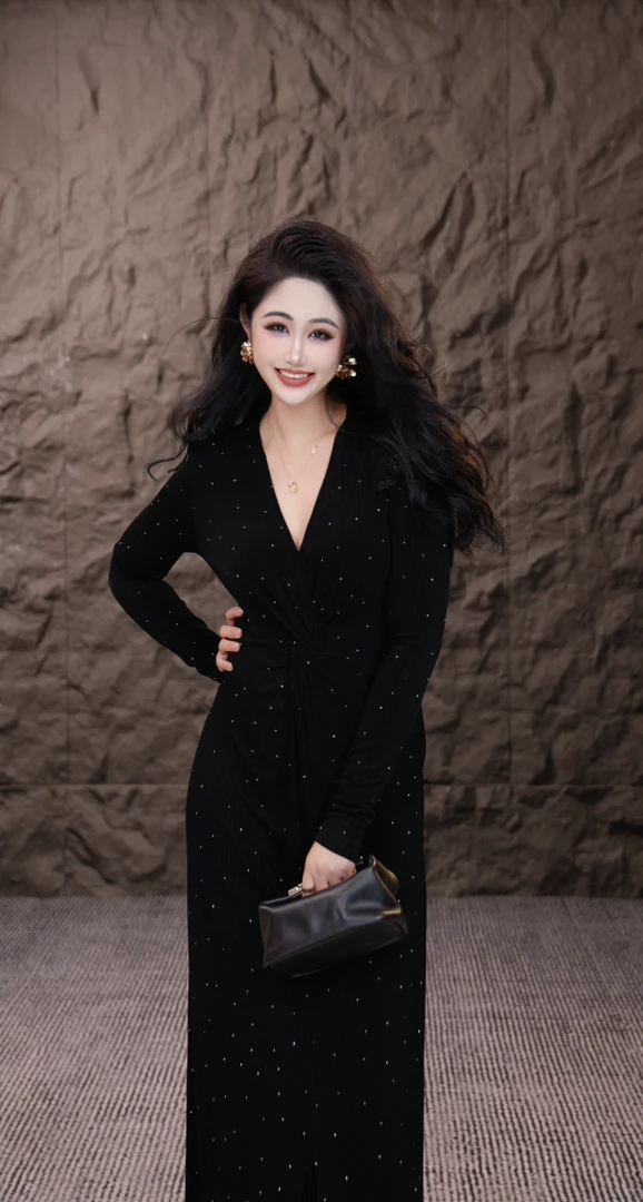 星云里微胖服饰｜风暴之眼｜秋冬新款微胖黑色打底轻奢女装连衣裙