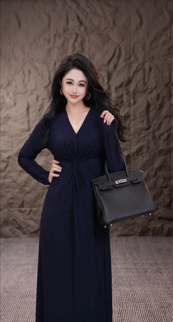 冬日旅人｜新款微胖轻奢气质收腰女装连衣裙