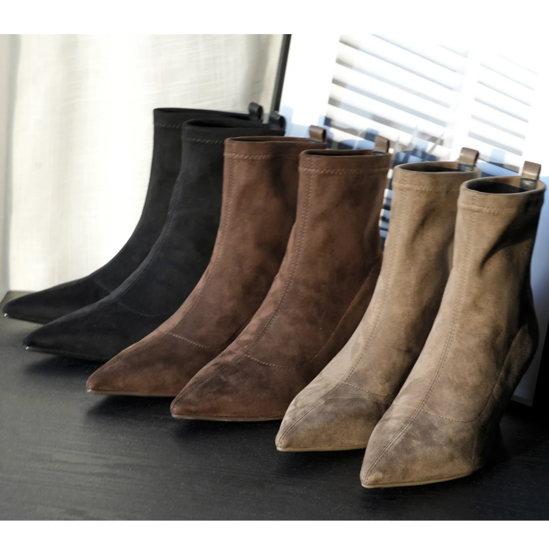 【麓杉】Z·R上品屋 秋季新款尖头绒面高跟短靴