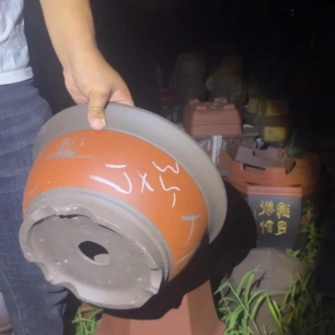 紫砂花盆紫砂花盆