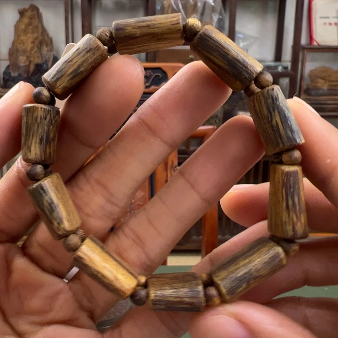 沉香手串海南老白棋手牌沉水浮卡1.6/12g+