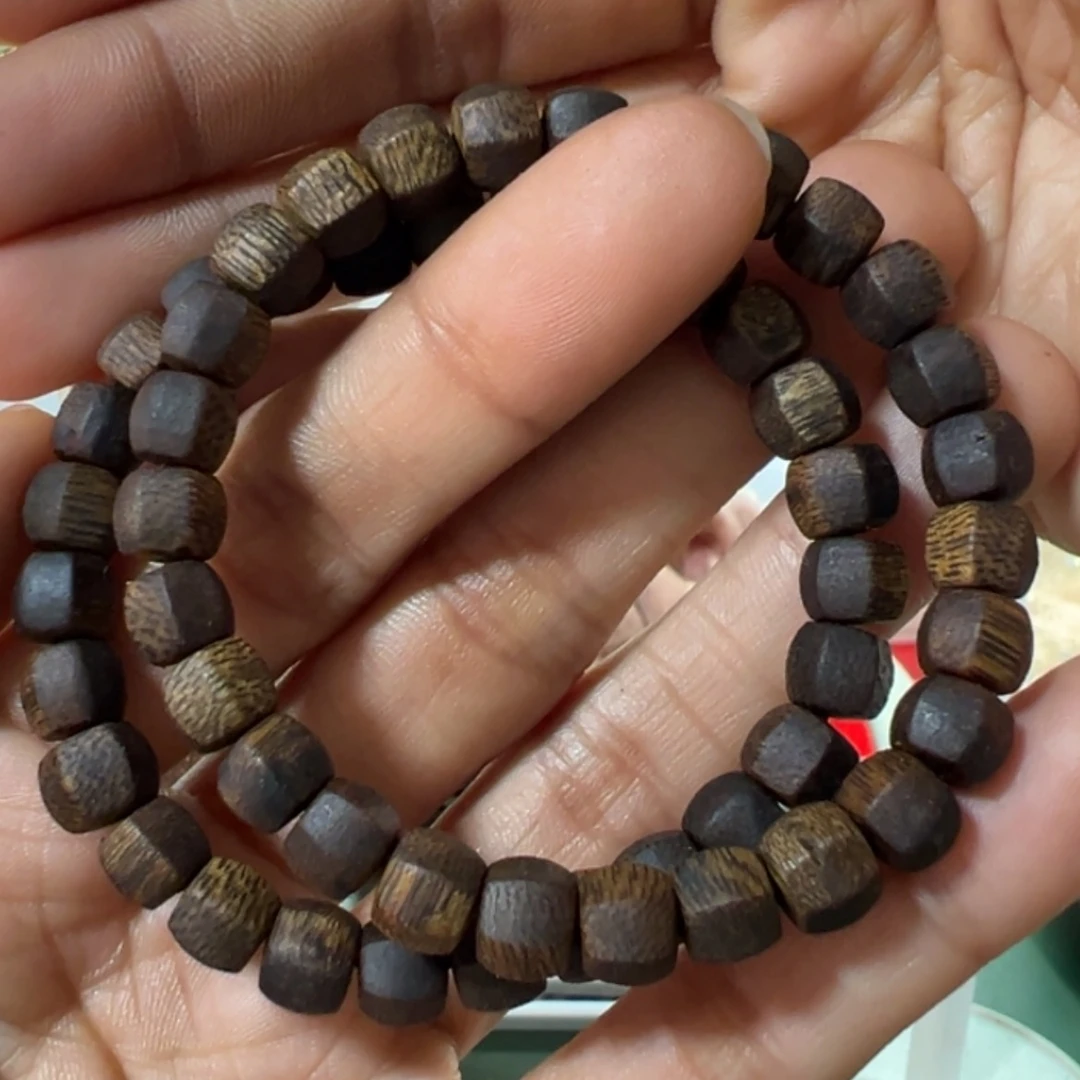 【闪购商品】沉香木手串乌身灯笼珠沉水浮4g+单圈多样性发一条