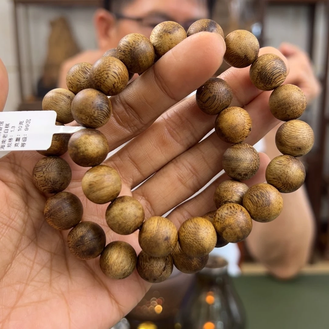 沉香手串海南老白棋卡1.3/10g单圈多样性发一