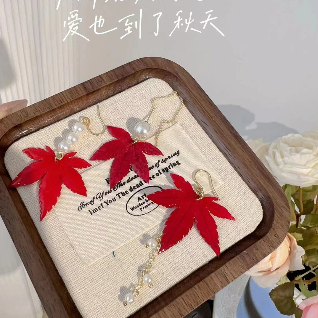 铜合金树脂耳饰 枫叶耳饰甜美风格红枫叶耳钉