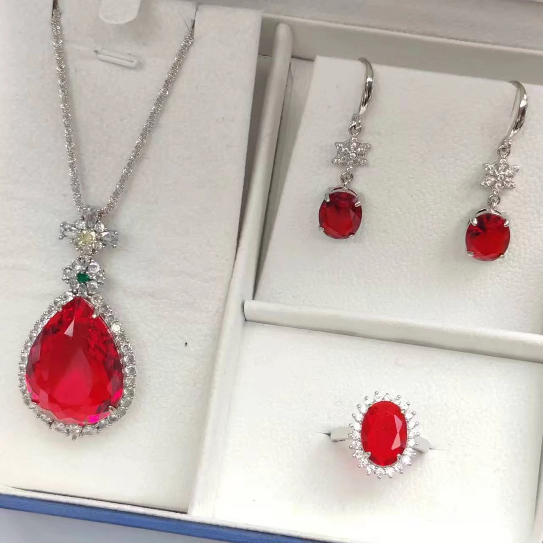 收藏级轻奢气质时尚百搭经典吊坠Y61629