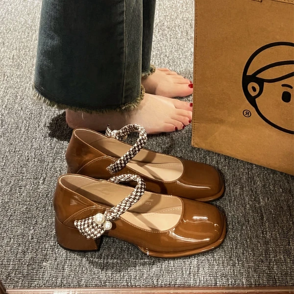 法式赫本风小皮鞋女2023年春新款网红复古百搭玛丽珍鞋小香风单鞋