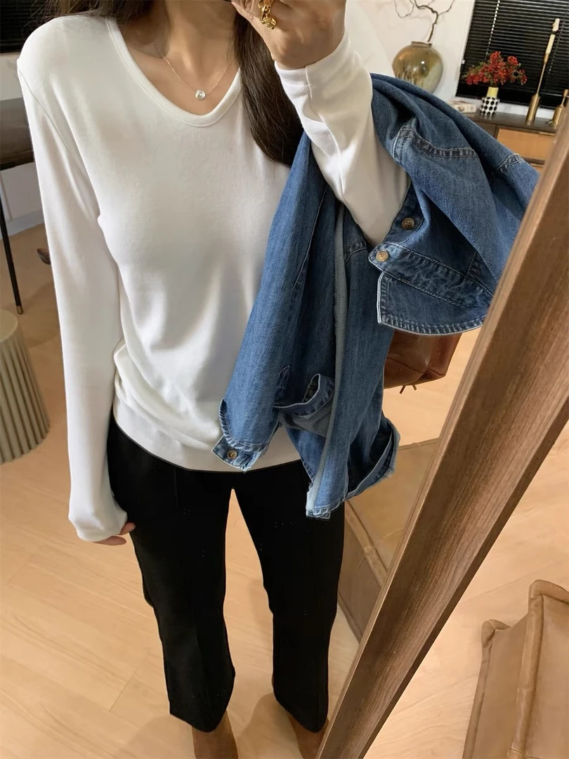 软糯巨舒服V领秋季内搭显瘦纯色打底衫
