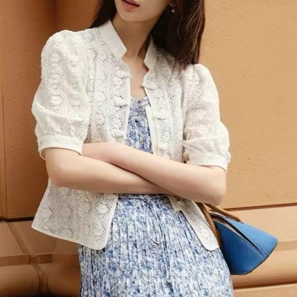 【雅】衣长55，2024夏款国风棉感蕾丝镂空新中式立领盘扣衬衫-1144