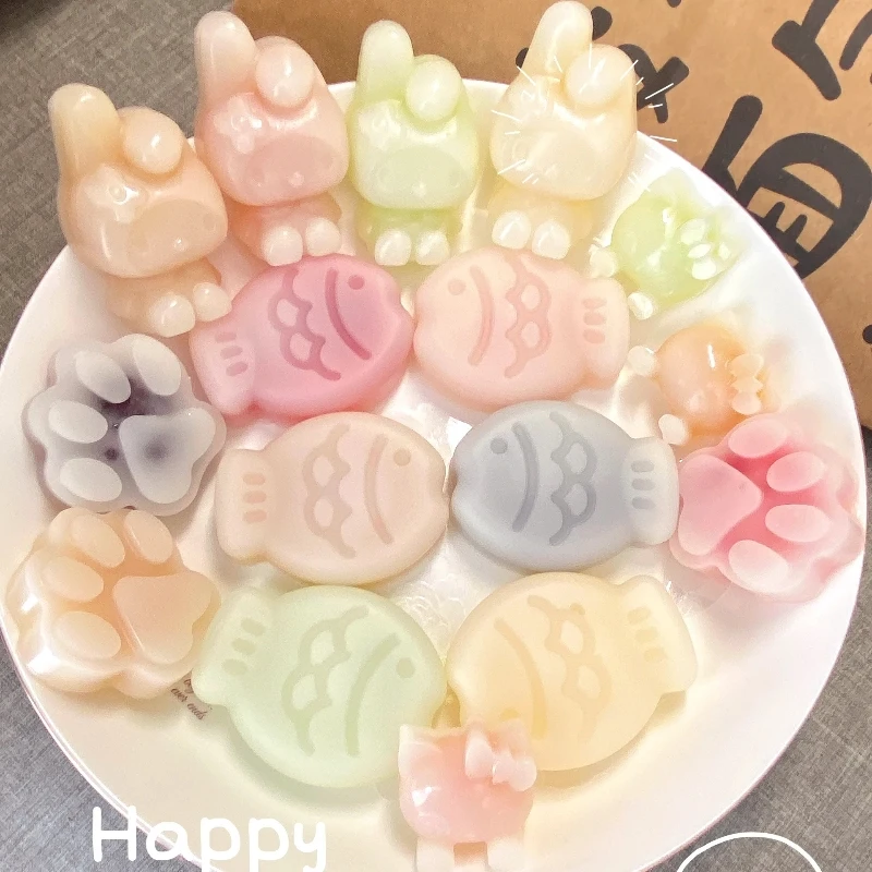 网红零食蜡瓶糖成品夹心爆浆蜡瓶糖多口味拉皮辣皮糖可食用腊瓶塘