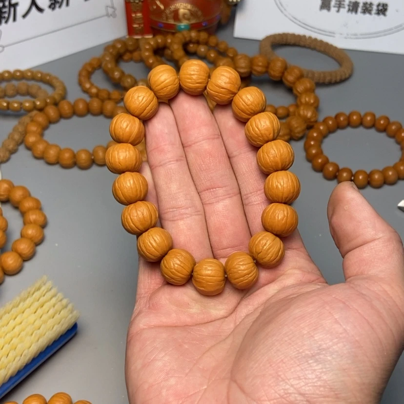 【闪购商品】猴头核桃吊坠双脐南瓜15+