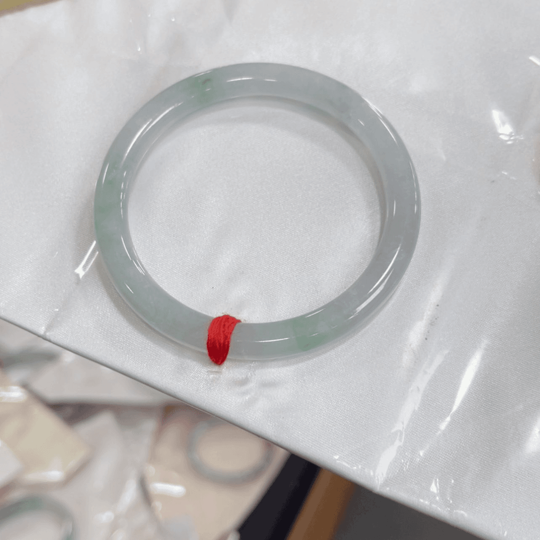 【闪购商品】翡翠手镯未镶嵌仙****菜