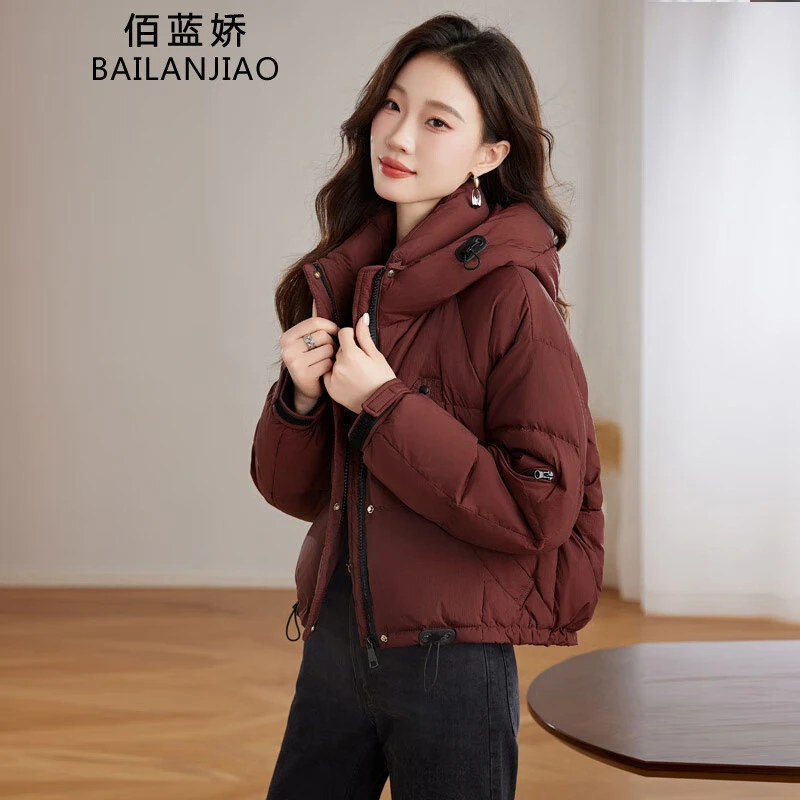 今年流行羽绒服女短款2025冬季新款连帽防寒韩版白鸭绒外套小个子