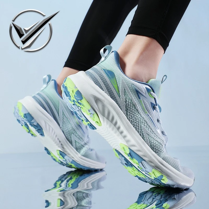 男鞋夏季透气网面特大码体测鞋青少年高弹减震潮流百搭运动男鞋子