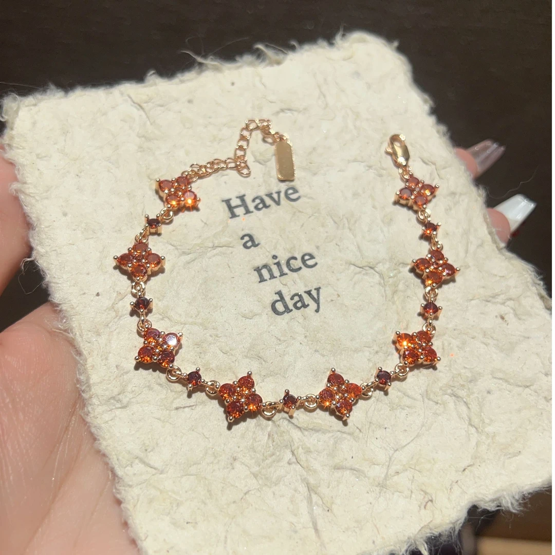 【红钻四芒星】高版本高奢百搭时尚镶嵌红钻手链