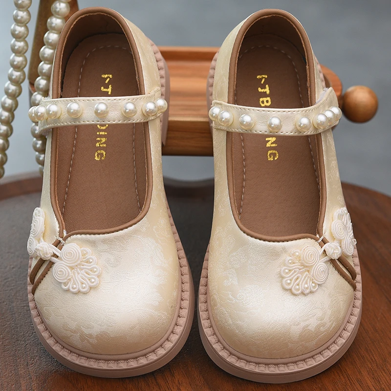 女童汉服鞋中式国风绣花鞋秋季新款小女孩软底公主鞋真皮儿童鞋子