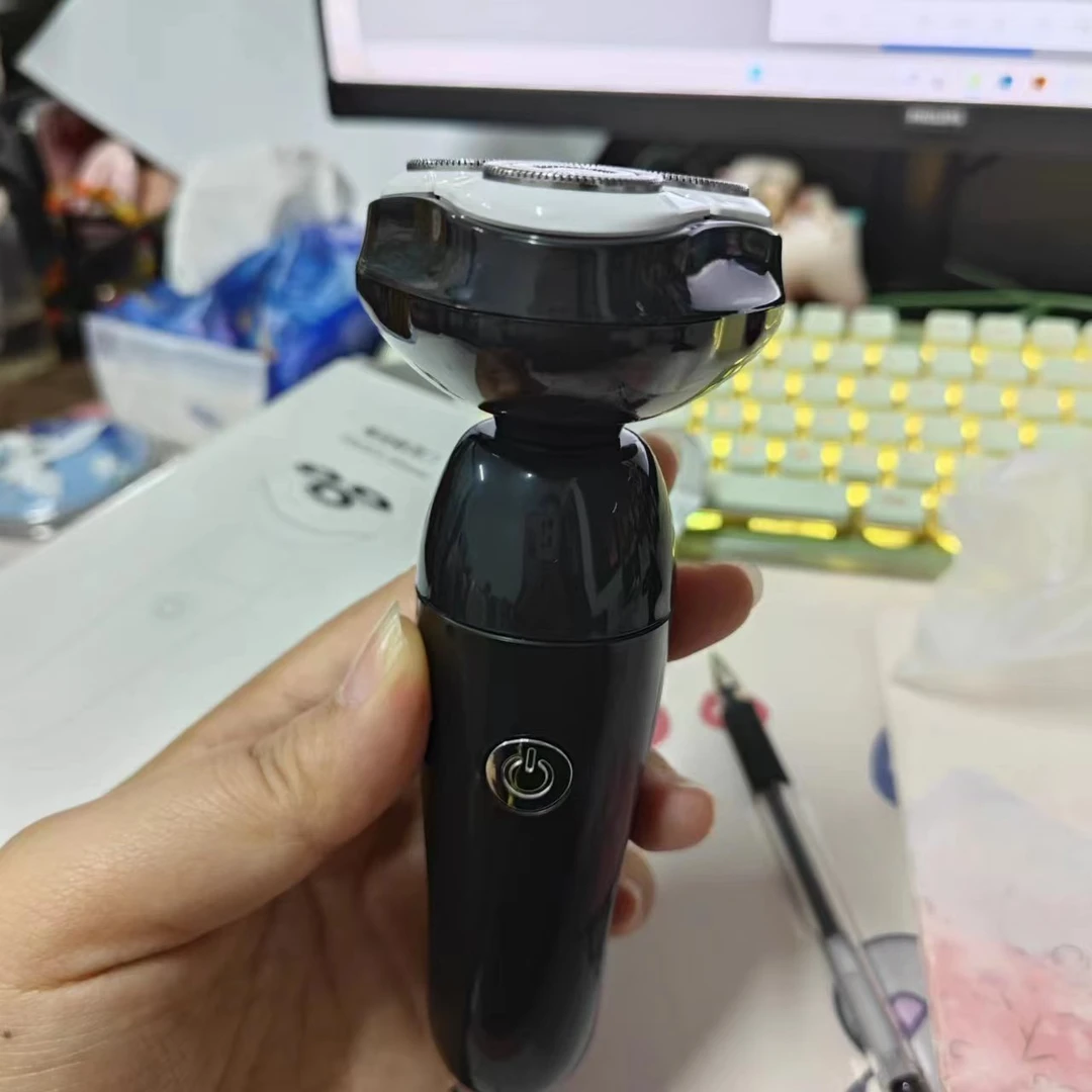 多功能刮胡剃须刀家用充电式刮胡子