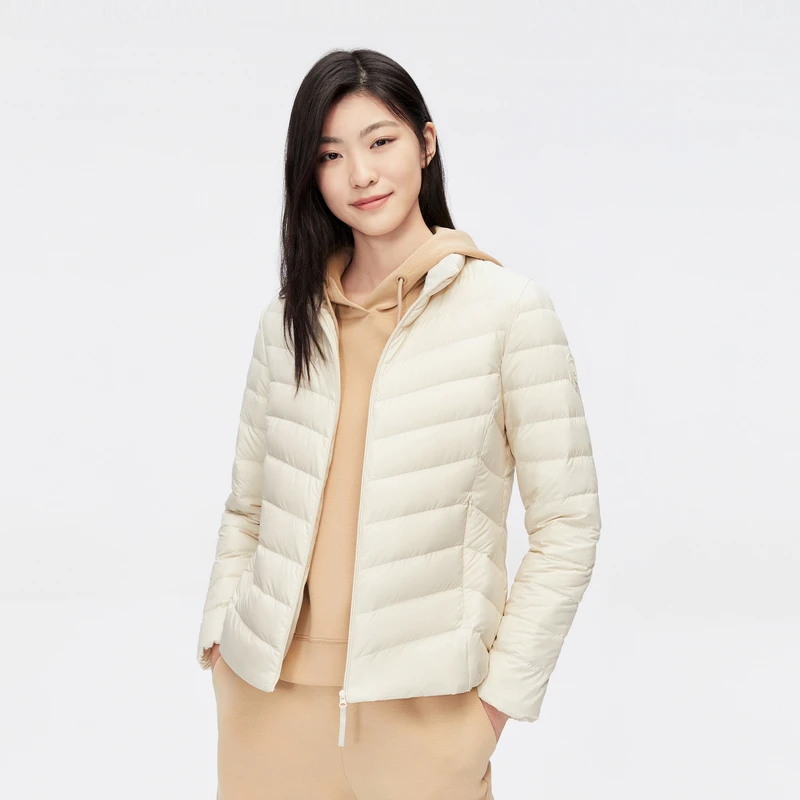 波司登90绒女士户外通勤保暖立领羽绒服轻薄时尚B30131006