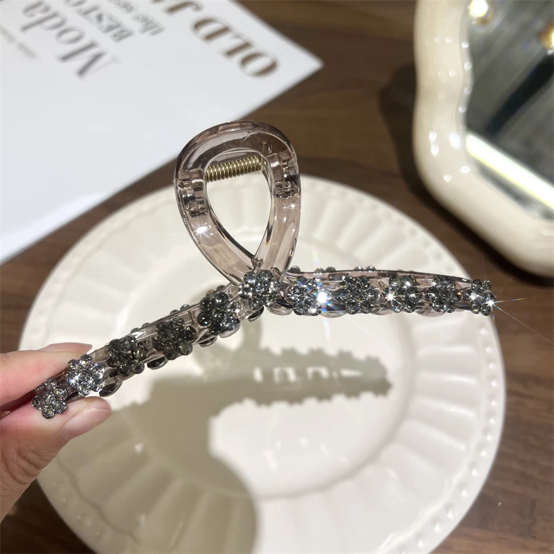 高级感抓夹女后脑勺鲨鱼夹大号气质网红水钻发夹盘发发卡夹子头饰