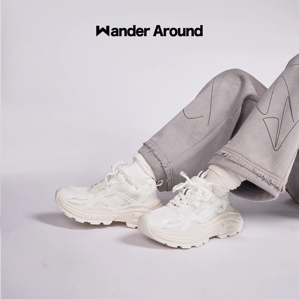 WANDER AROUND漫行 ”星钛爆炸“ 系列｜春夏休闲厚底白色的老爹鞋女