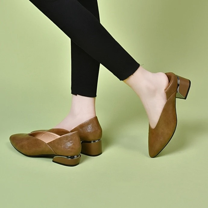 2024新款春夏季单鞋女真皮中跟软皮粗跟奶奶鞋尖头女皮鞋春款女鞋