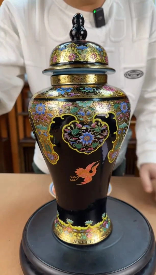 【闪购商品】瓷摆件瓶