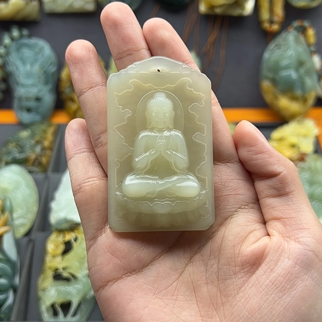 【闪购商品】蛇纹石玉颈饰未镶嵌禄****灶