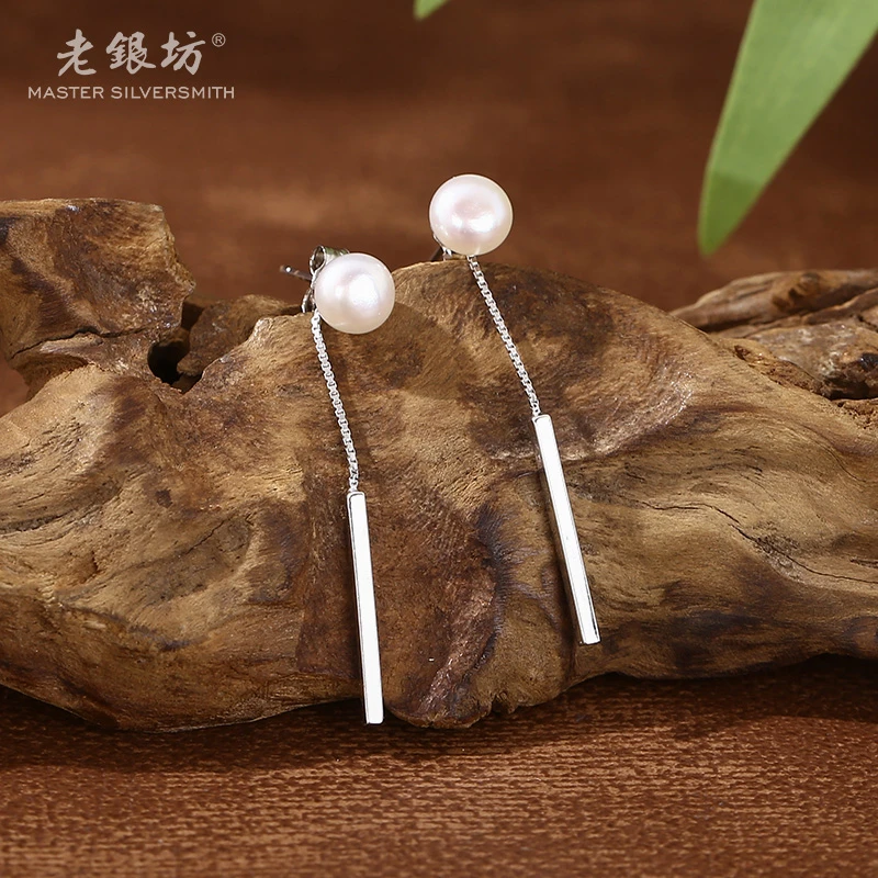 老银坊s925银简约复古方管珍珠耳钉 0011592