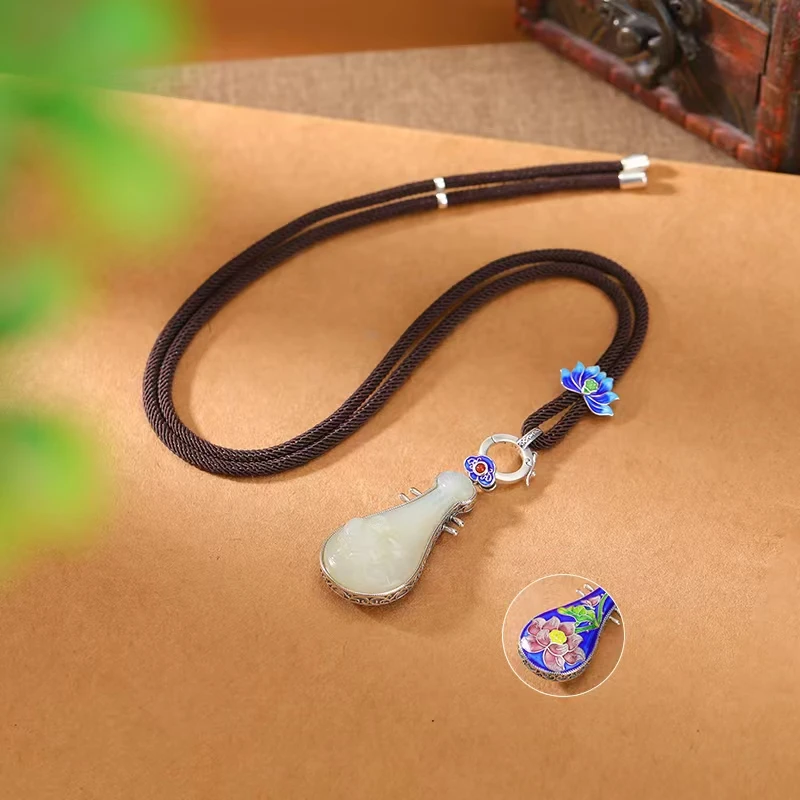 【老银坊】s925银烧蓝和田玉浮雕琵琶套链 241204