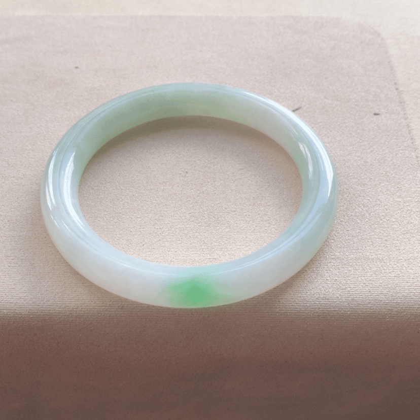 【闪购商品】翡翠手镯未镶嵌55圈
