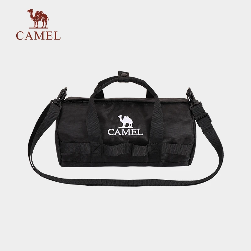 骆驼黑色斜挎包运动休闲高能感驼包573C426019X