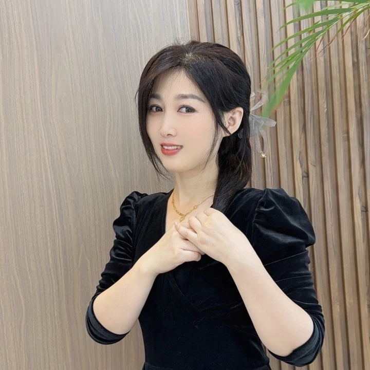 Shinuoge/诗诺格全真发手工钩织制作减龄中长中卷发女士假发发套