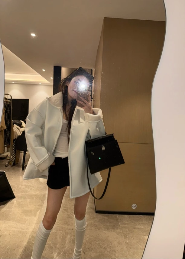 obaa 私服重工皮毛一体羊羔立领外套女机车服夹克