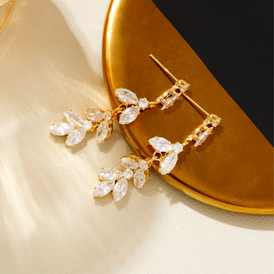 铜合金耳饰 气质轻奢时尚百搭法式长款精致优雅PT0344