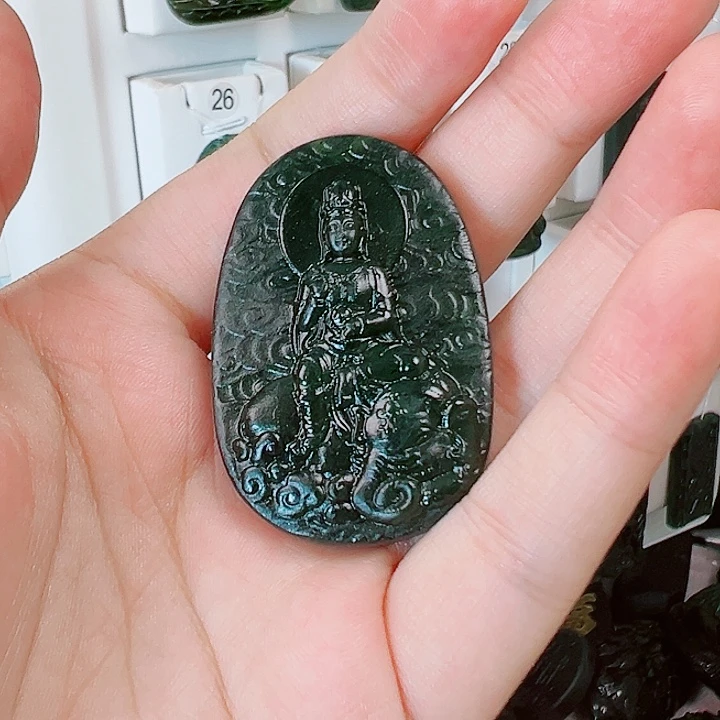 蛇纹石玉颈饰未镶嵌二*