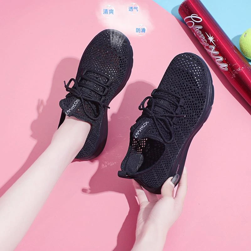 老人鞋夏季透气全黑色运动鞋女防滑软底网面工作鞋妈妈老北京布鞋